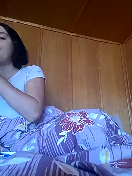 YoungLiisaxx online show from 28, 9, 2025