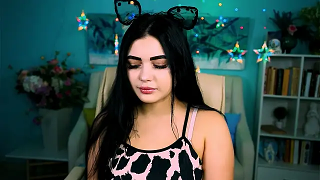 NaomiWilsons online show from 2, 10, 2025