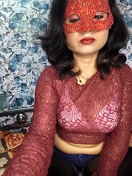 yours sugar babe online show from 24, 11, 2025