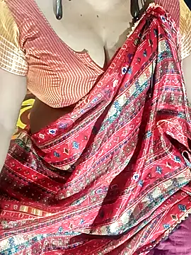 pinki nude online show from 10, 9, 2025