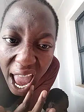 Melanin2002 online show from 15, 4, 2026