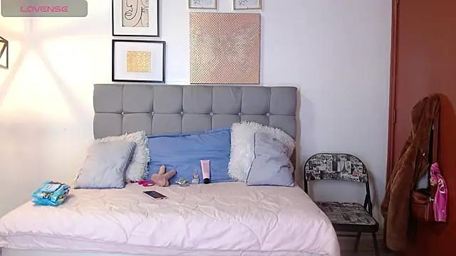  naomi s online show from 16, 3, 2026