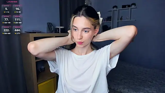 AntonettaTarring online show from 19, 9, 2025