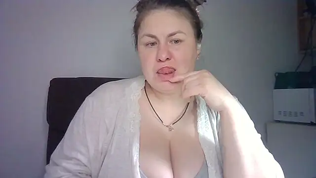 MartaXLove online show from 2, 11, 2025