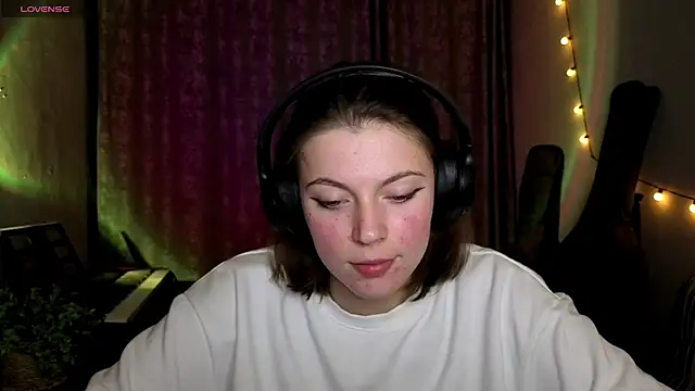 CutieAnny online show from 19, 2, 2026