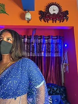 Snapshot of V-Hot-Sweti chatting on 6, 6, 2026 V-Hot-Sweti online show from 6, 6, 2026