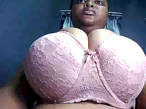 Snapshot of MegaBustyQueen chatting on 20, 2, 2026 MegaBustyQueen online show from 20, 2, 2026