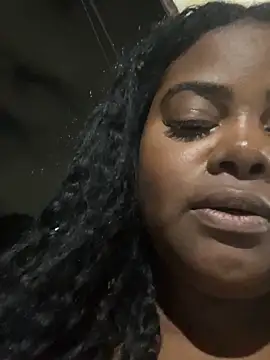 Snapshot of LunaSthena chatting on 15, 10, 2025 LunaSthena online show from 15, 10, 2025