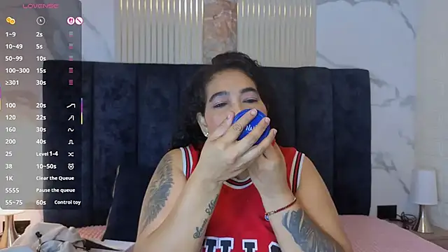 Snapshot of yunkeyc chatting on 3, 11, 2025 yunkeyc online show from 3, 11, 2025