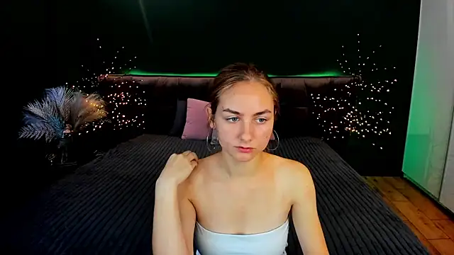 MilaAddams online show from 21, 9, 2025