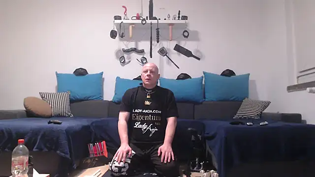 Sklave-Sille online show from 9, 2, 2026