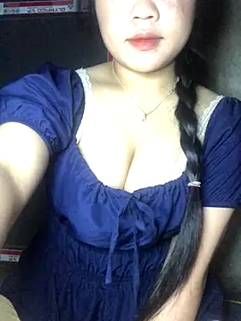 Snapshot of Linhmai_bb chatting on 1, 10, 2025 Linhmai bb online show from 1, 10, 2025