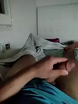 Snapshot of Yazaza1999 chatting on 18, 9, 2025 Yazaza1999 online show from 18, 9, 2025