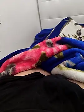 Snapshot of Yazaza1999 chatting on 27, 9, 2025 Yazaza1999 online show from 27, 9, 2025