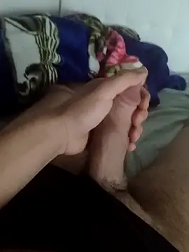 Snapshot of Yazaza1999 chatting on 5, 10, 2025 Yazaza1999 online show from 5, 10, 2025