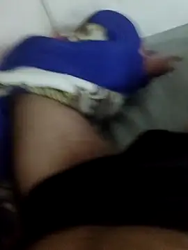 Snapshot of Yazaza1999 chatting on 10, 10, 2025 Yazaza1999 online show from 10, 10, 2025