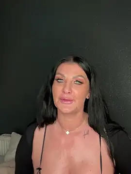 Nola Luxx-offiziell online show from 5, 1, 2026