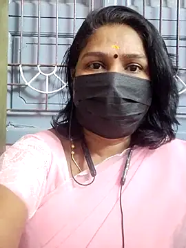 Snapshot of Tamil_Azhaghi25 chatting on 24, 6, 2026 Tamil Azhaghi25 online show from 24, 6, 2026