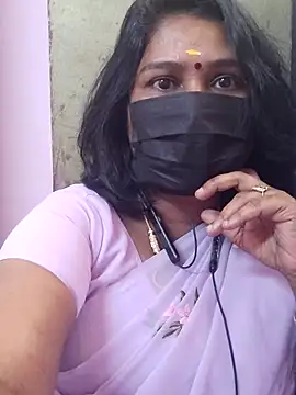 Snapshot of Tamil_Azhaghi25 chatting on 7, 7, 2026 Tamil Azhaghi25 online show from 7, 7, 2026