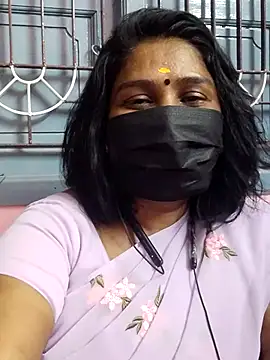 Snapshot of Tamil_Azhaghi25 chatting on 7, 7, 2026 Tamil Azhaghi25 online show from 7, 7, 2026
