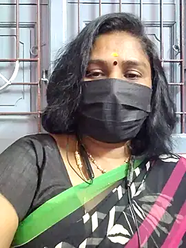 Snapshot of Tamil_Azhaghi25 chatting on 14, 7, 2026 Tamil Azhaghi25 online show from 14, 7, 2026