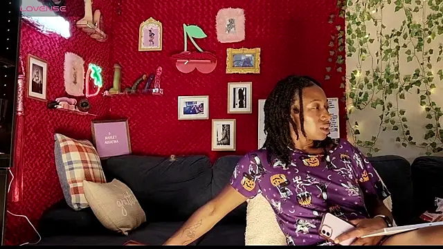 MarleyAquafina online show from 21, 9, 2025