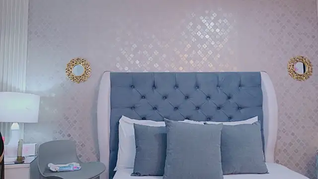 ZoeWilliis online show from 28, 5, 2026