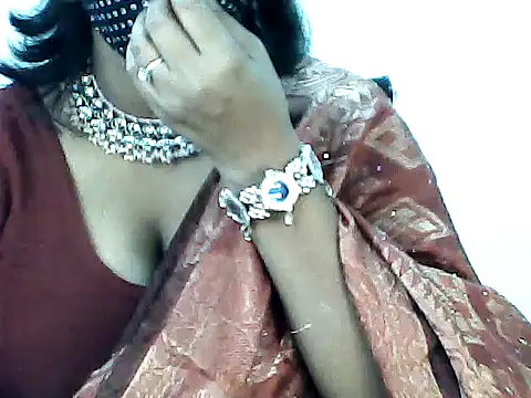 Hott Noor online show from 12, 11, 2025