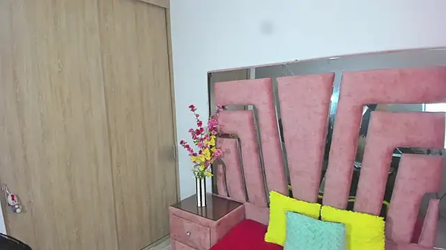 MaraKarly online show from 30, 11, 2025