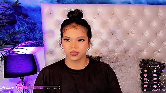 Valeria Swett  online show from 13, 4, 2026