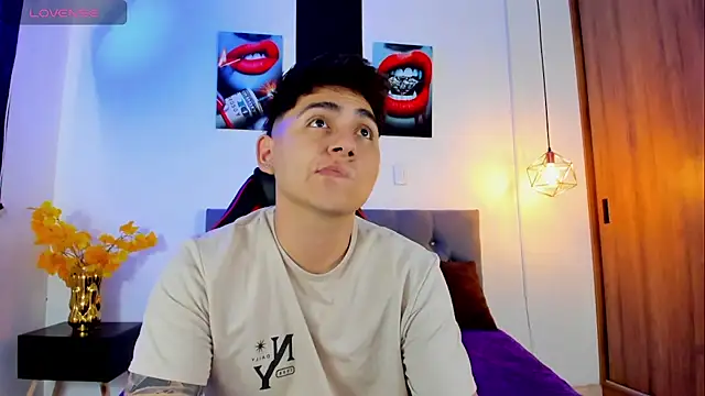 Nicolas James Sc online show from 15, 9, 2025