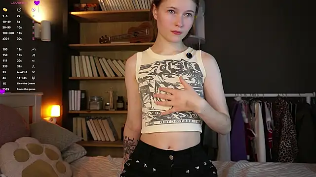 LynHillaire online show from 19, 1, 2026