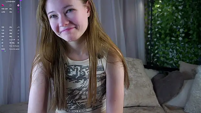 LynHillaire online show from 26, 2, 2026