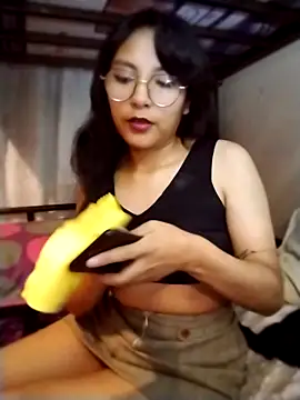 Regina Shine online show from 17, 10, 2025