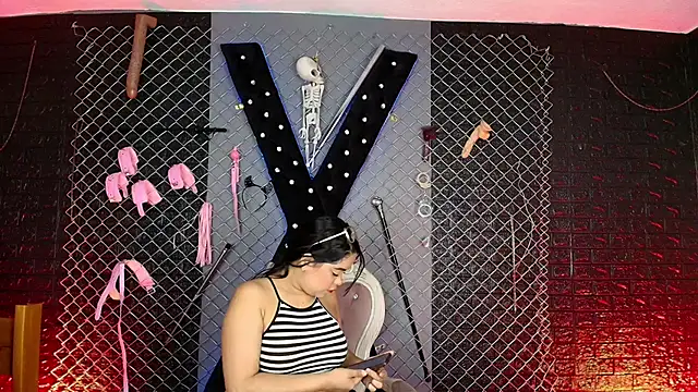 Mr Alejandra bdsm online show from 25, 11, 2025