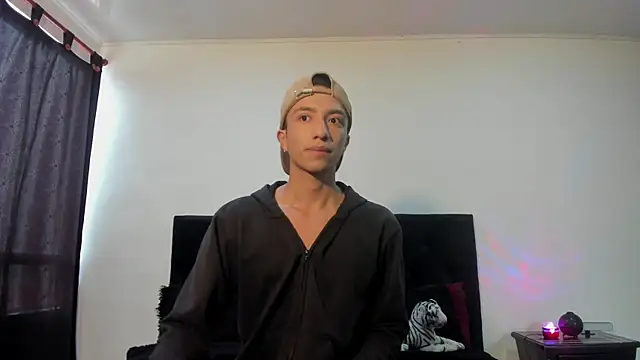 mhatias  online show from 17, 11, 2025