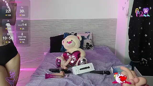 EmilyCoy  online show from 9, 4, 2026