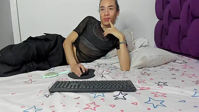 Snapshot of berenicelV chatting on 29, 11, 2025 berenicelV online show from 29, 11, 2025
