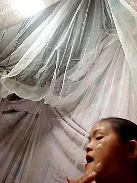 xinhxinhcute online show from 18, 9, 2025