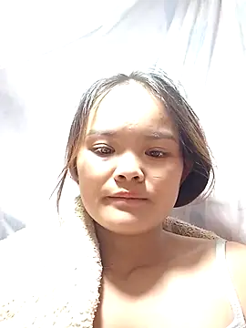 xinhxinhcute online show from 21, 10, 2025