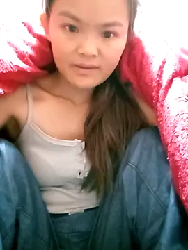 xinhxinhcute online show from 3, 11, 2025