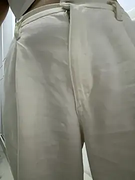 Snapshot of ruyi-13 chatting on 29, 10, 2025 ruyi-13 online show from 29, 10, 2025