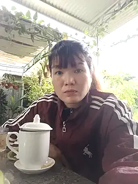 Snapshot of Thao_xx chatting on 13, 9, 2025 Thao xx online show from 13, 9, 2025