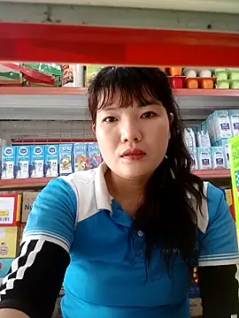 Snapshot of Thao_xx chatting on 5, 10, 2025 Thao xx online show from 5, 10, 2025