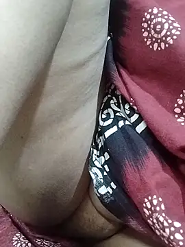 Snapshot of desi_boudi87 chatting on 3, 2, 2026 desi boudi87 online show from 3, 2, 2026