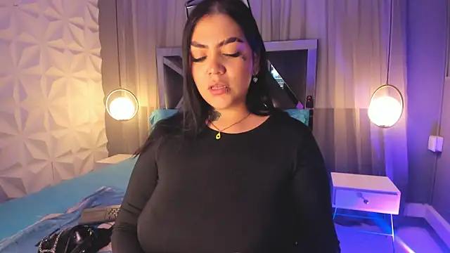 Snapshot of MAGIC_TESSA chatting on 5, 11, 2025 MAGIC TESSA online show from 5, 11, 2025