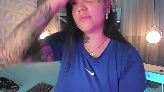 Snapshot of MAGIC_TESSA chatting on 21, 11, 2025 MAGIC TESSA online show from 21, 11, 2025