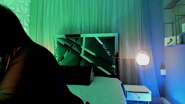 Snapshot of MAGIC_TESSA chatting on 4, 12, 2025 MAGIC TESSA online show from 4, 12, 2025