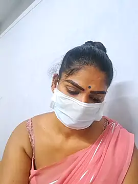 Snapshot of sherlin24 chatting on 23, 9, 2025 sherlin24 online show from 23, 9, 2025