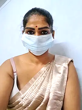 Snapshot of sherlin24 chatting on 24, 9, 2025 sherlin24 online show from 24, 9, 2025